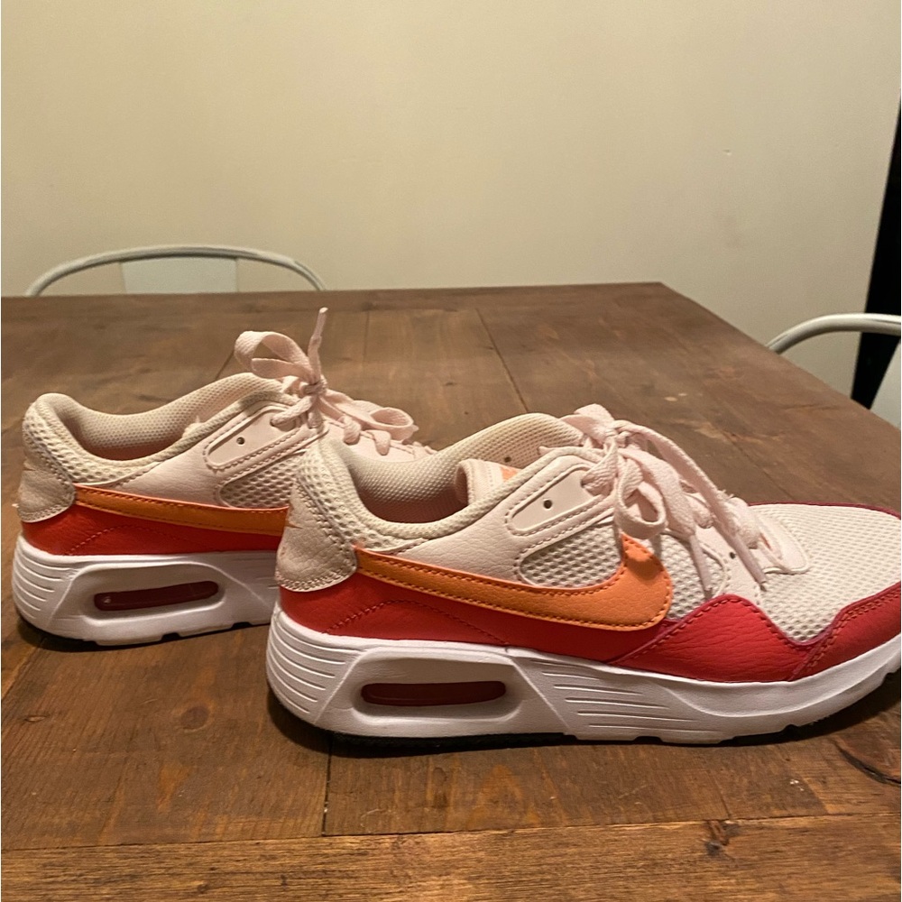 Ladies size 7, Nike Air EXCELLENT LIKE NEW CONDITION